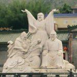 廣東、興寧、崗背宗祠圖像守護神像乘龍圖騰圖像標誌